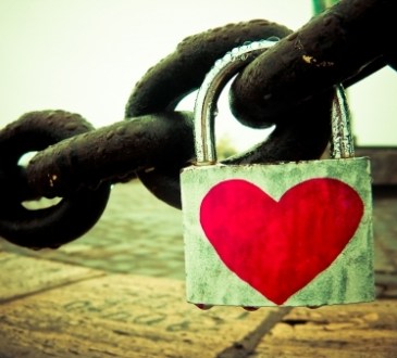hidden treasure inside lock of love